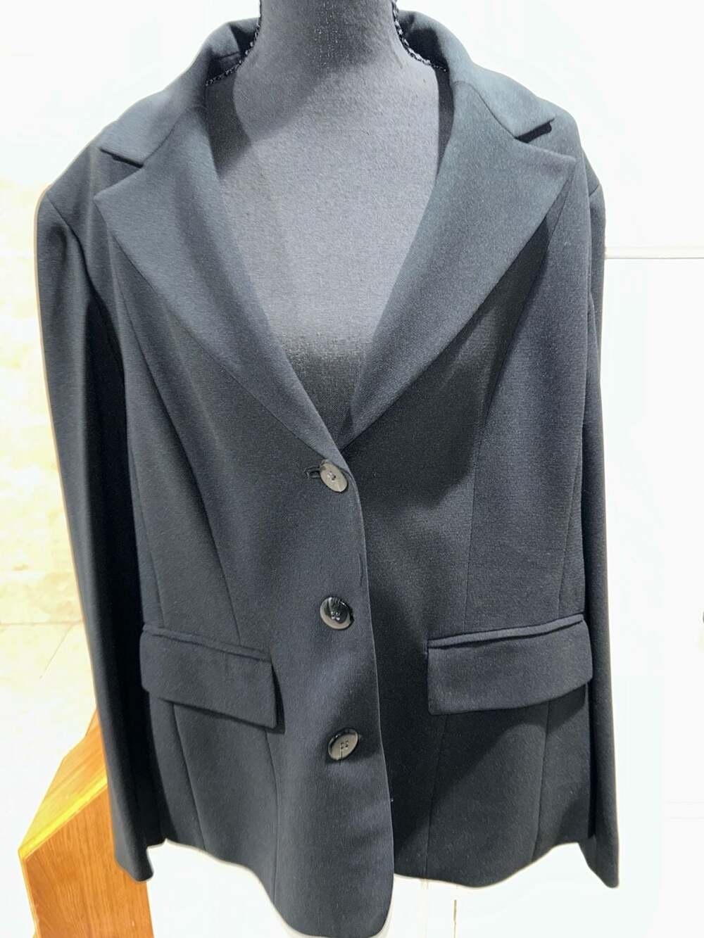 Jones New York Collection Woman Blazer Size 18W Black Triacetate Blend